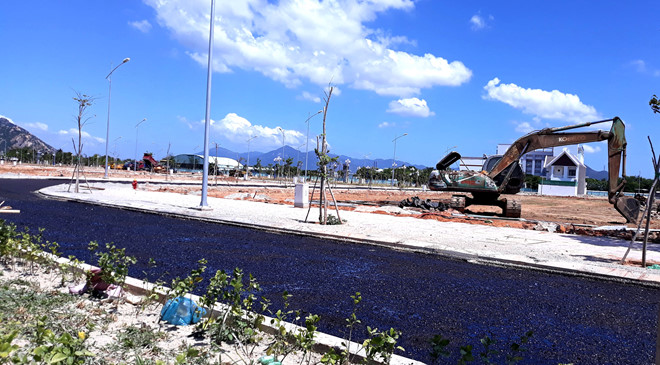 Ninh[-]Thuận:[-]Yêu[-]cầu[-]kiểm[-]điểm,[-]bồi[-]thường[-]vụ[-]thu[-]hồi[-]nhầm[-]gần[-]3.000[-]m2[-]đất[-]của[-]dân